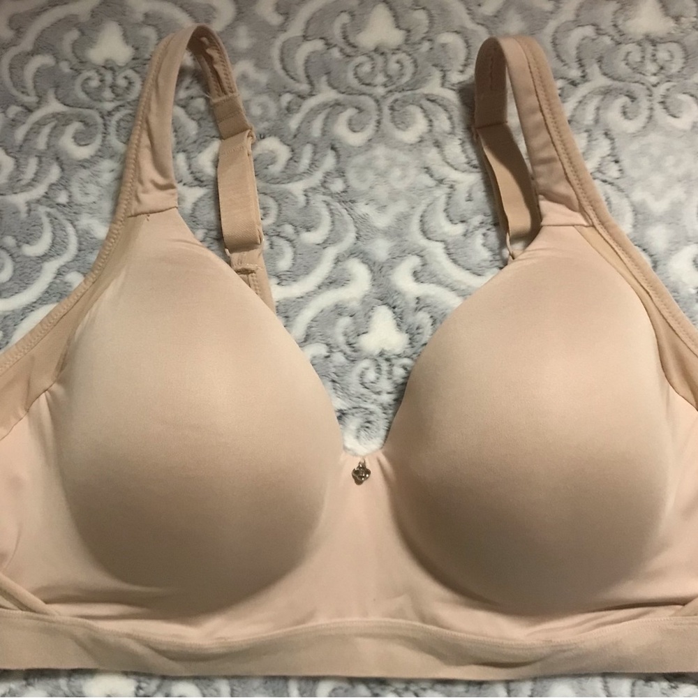 Breezies Nude/Tan Seamless Padded T-Shirt Bra